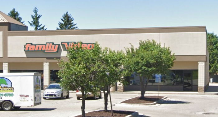 Blockbuster Video - Wixom - 47410 Pontiac Trail (newer photo)